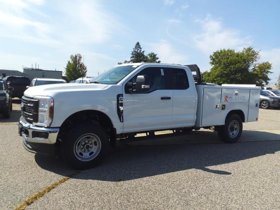 new 2024 Ford F-350 car, priced at $58,485