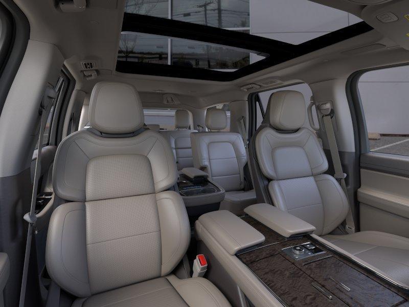 new 2024 Lincoln Navigator car, priced at $102,495