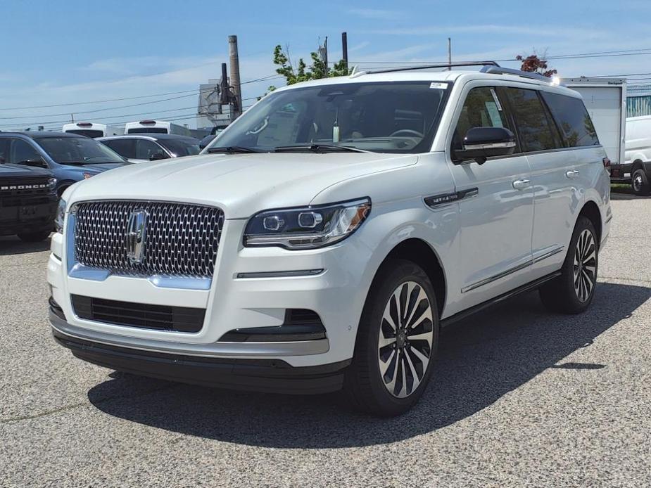 new 2024 Lincoln Navigator car, priced at $99,995