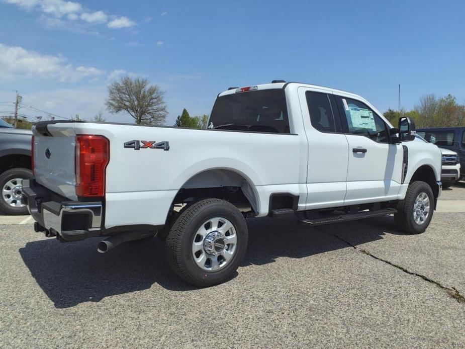 new 2024 Ford F-250 car, priced at $50,995