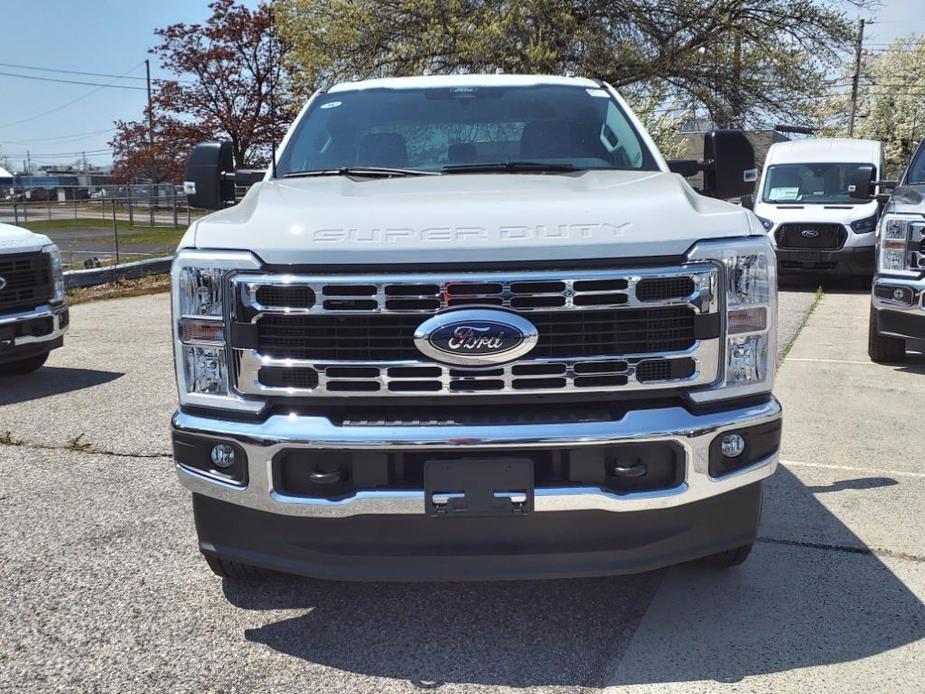 new 2024 Ford F-250 car, priced at $50,995