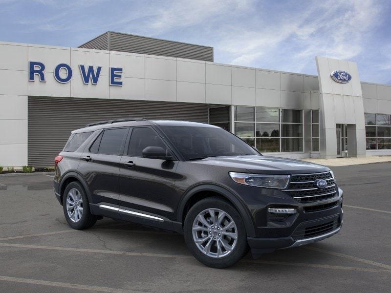 new 2024 Ford Explorer car, priced at $43,973