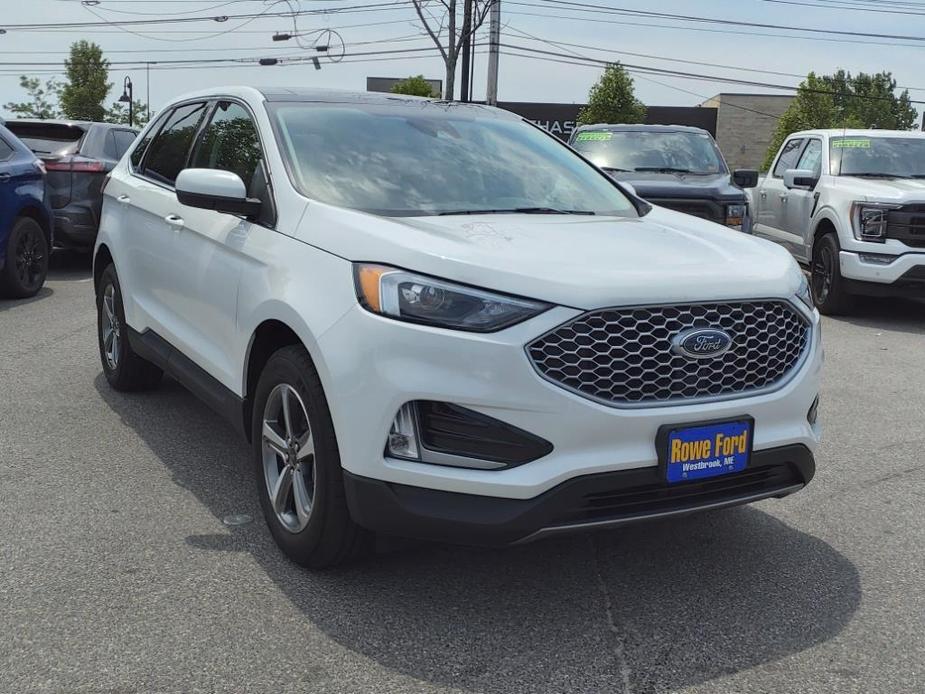 new 2024 Ford Edge car, priced at $43,072