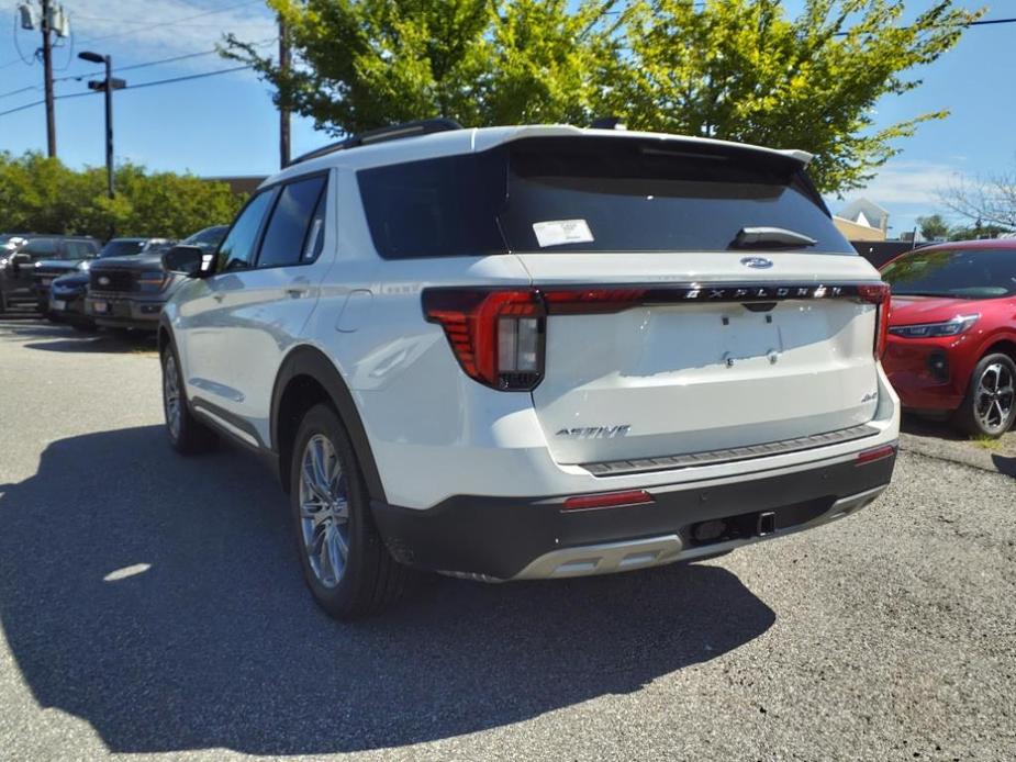 new 2025 Ford Explorer car, priced at $45,683