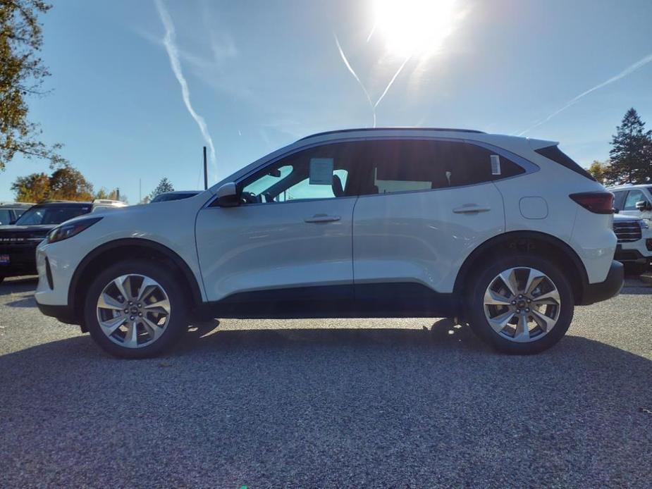 new 2025 Ford Escape car, priced at $38,285