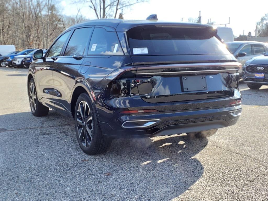 new 2025 Lincoln Nautilus car, priced at $69,910