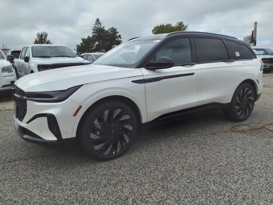 new 2024 Lincoln Nautilus car, priced at $67,260