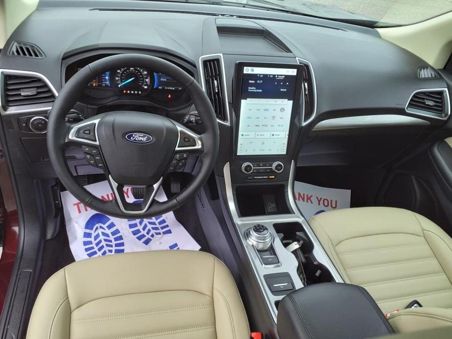 new 2024 Ford Edge car, priced at $42,640