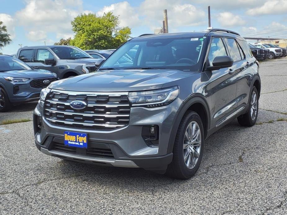 new 2025 Ford Explorer car, priced at $45,654