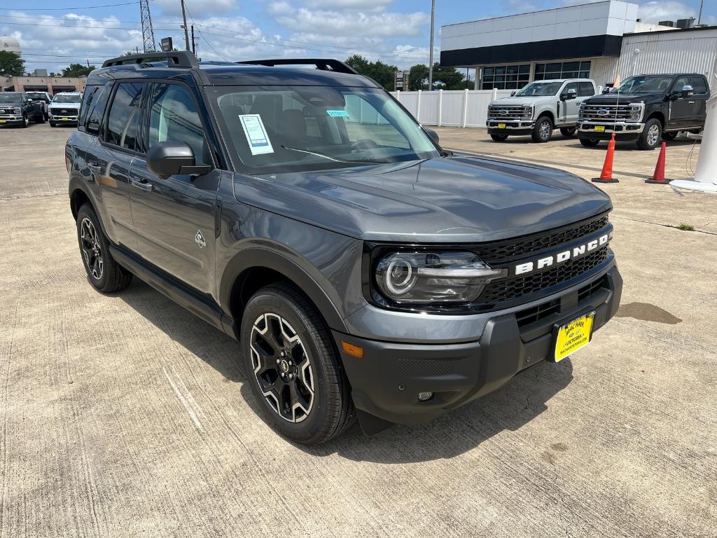new 2025 Ford Bronco Sport car, priced at $34,685
