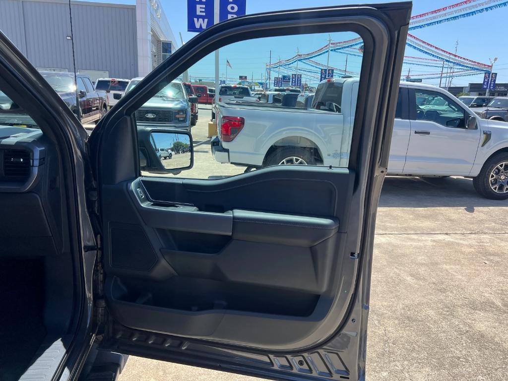 new 2025 Ford F-150 car, priced at $53,885