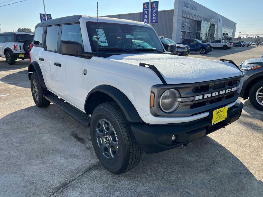 new 2024 Ford Bronco car, priced at $44,165