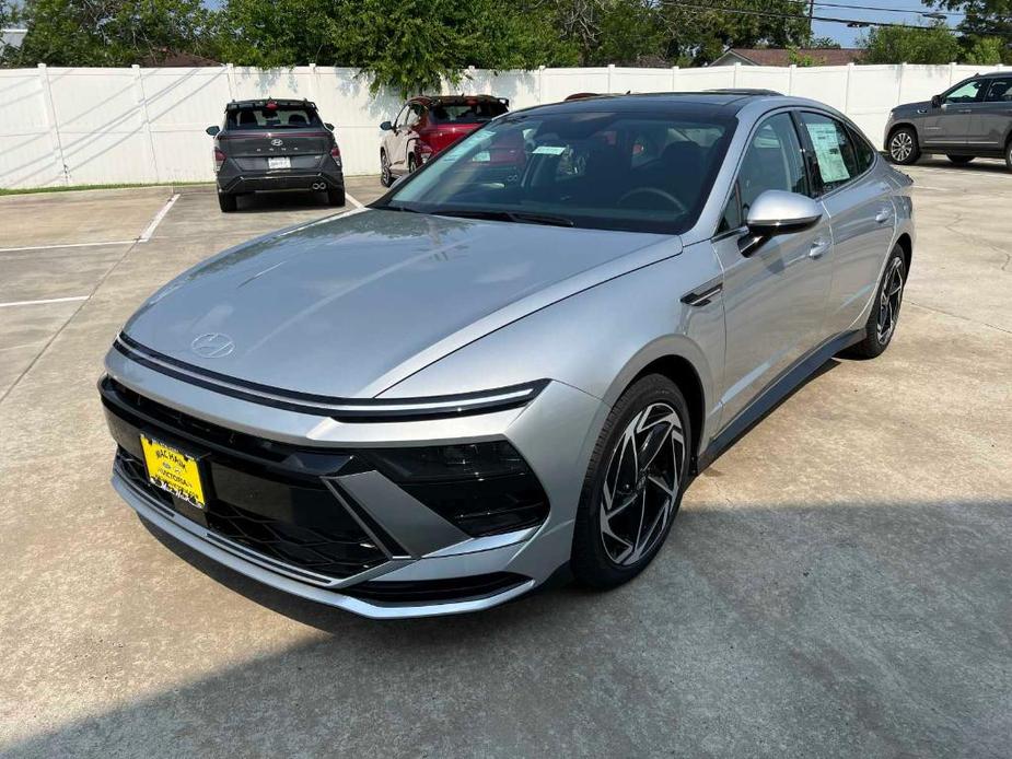 new 2024 Hyundai Sonata car, priced at $30,587