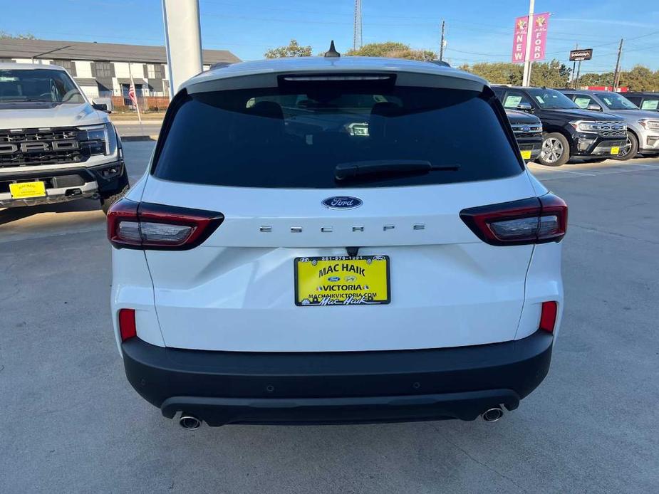 new 2025 Ford Escape car, priced at $32,470