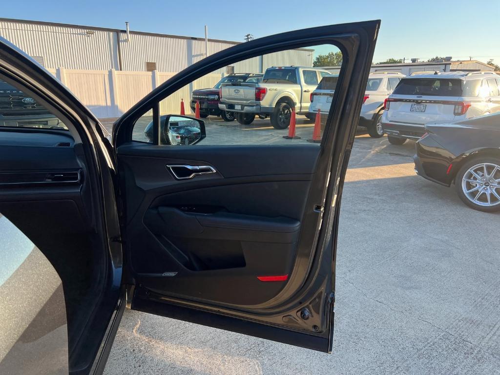 used 2023 Kia Sportage car, priced at $28,958