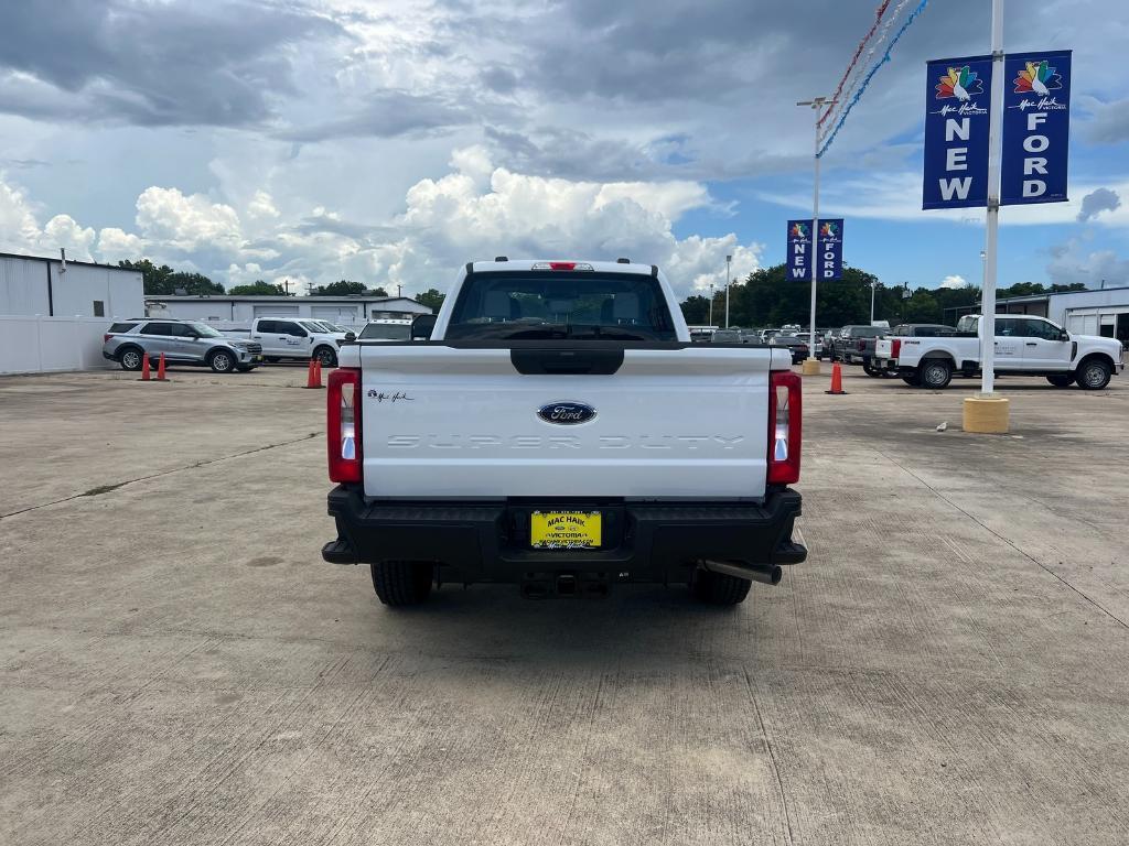 new 2025 Ford F-250 car, priced at $45,405
