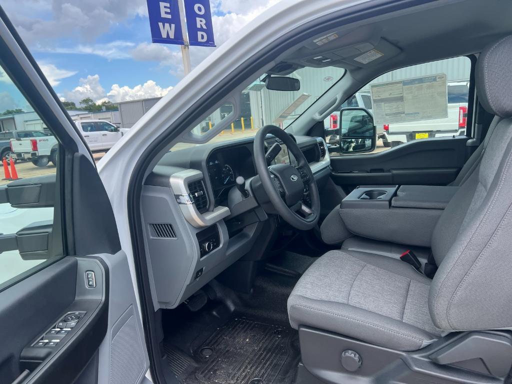 new 2025 Ford F-250 car, priced at $45,405