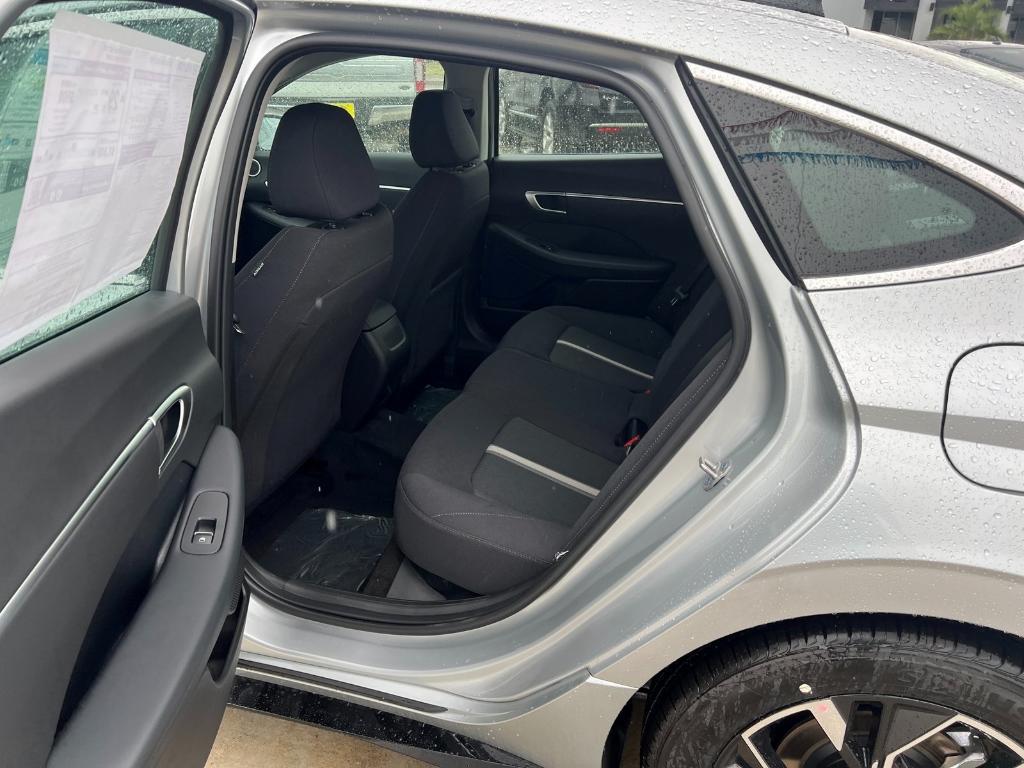 new 2025 Hyundai Sonata car, priced at $28,516