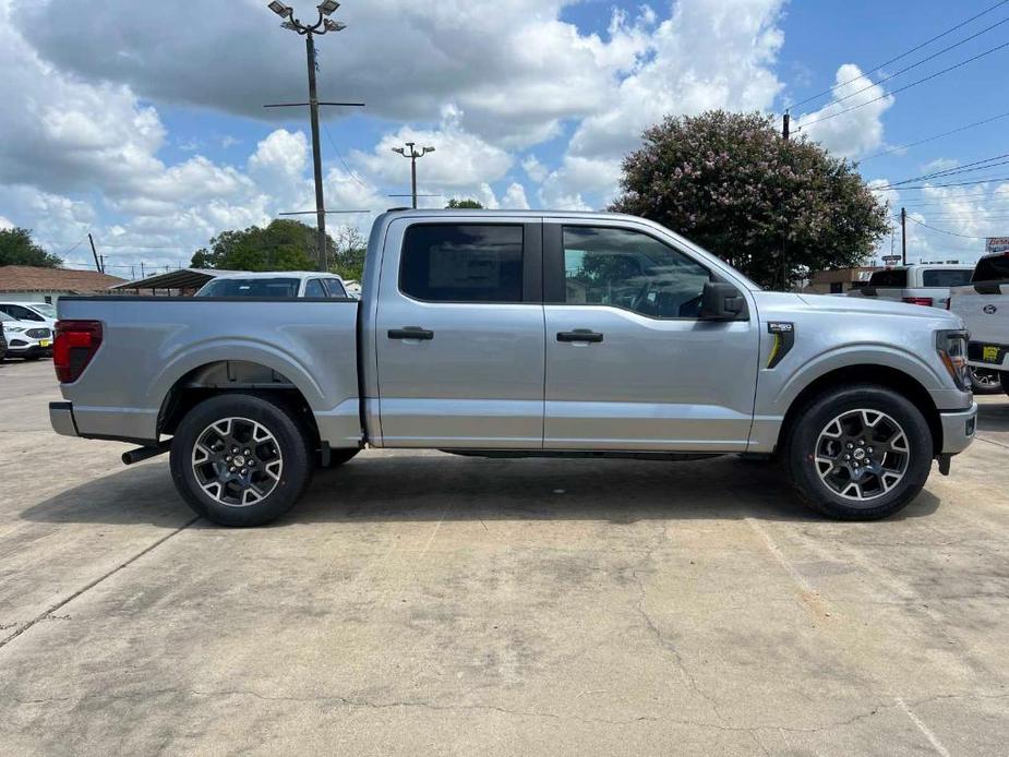 new 2024 Ford F-150 car, priced at $40,795