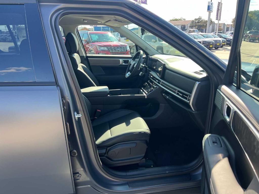 new 2025 Hyundai Santa Fe car, priced at $40,790