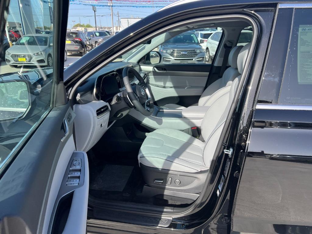 new 2025 Hyundai Palisade car, priced at $44,776