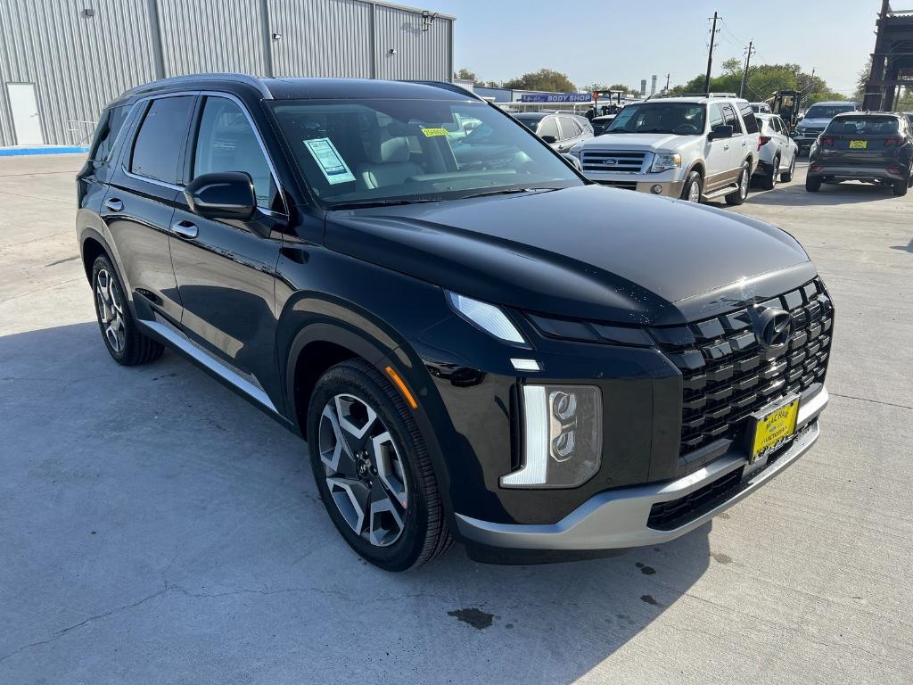 new 2025 Hyundai Palisade car, priced at $43,923