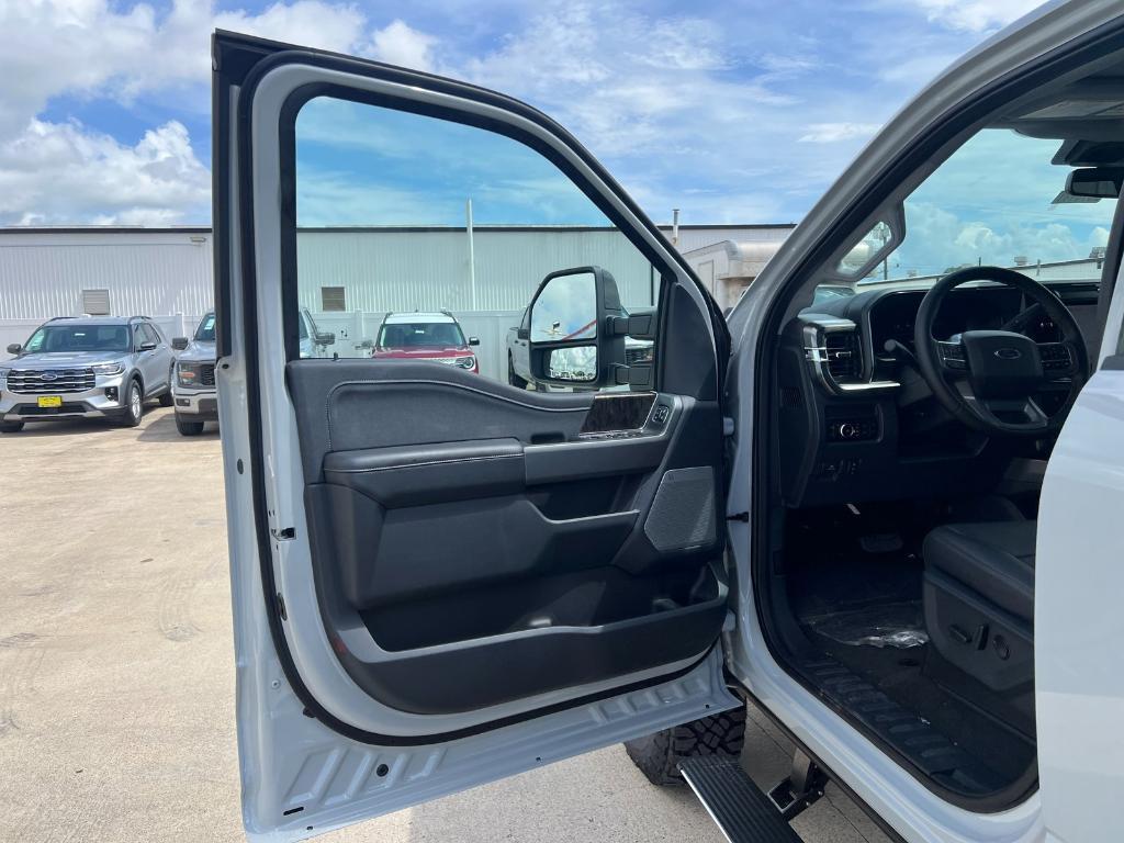 new 2025 Ford F-250 car, priced at $87,755
