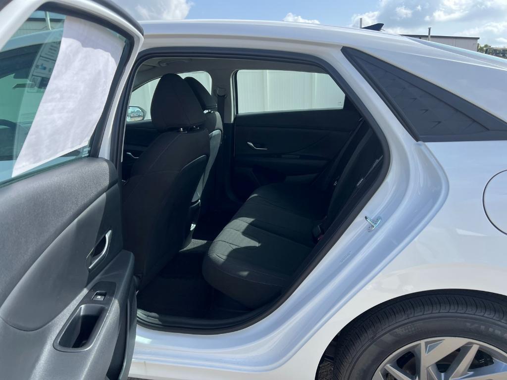 new 2025 Hyundai ELANTRA HEV car, priced at $27,138
