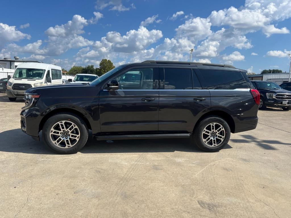 new 2025 Ford Expedition car, priced at $66,000