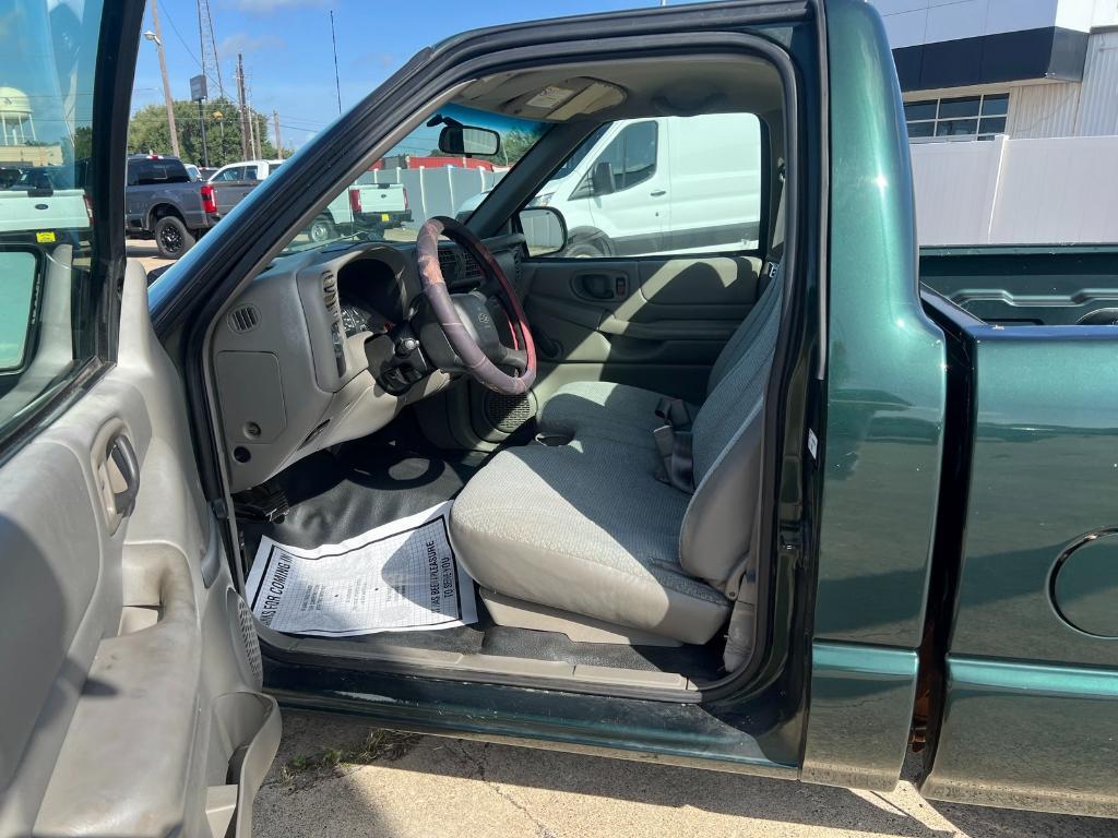 used 2002 Chevrolet S-10 car, priced at $9,987