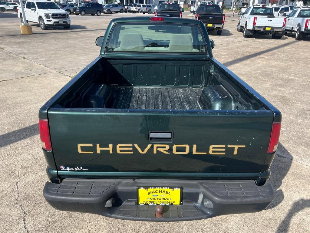 used 2002 Chevrolet S-10 car, priced at $9,987