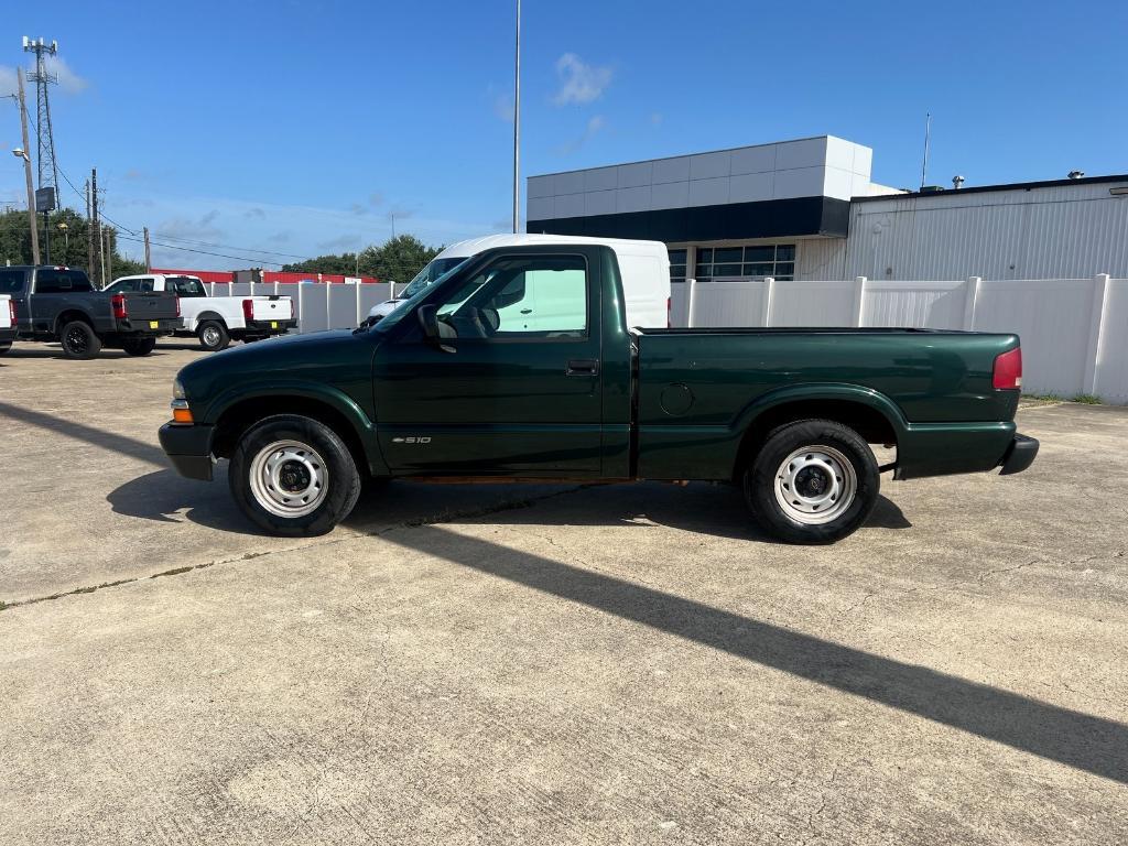 used 2002 Chevrolet S-10 car, priced at $9,987