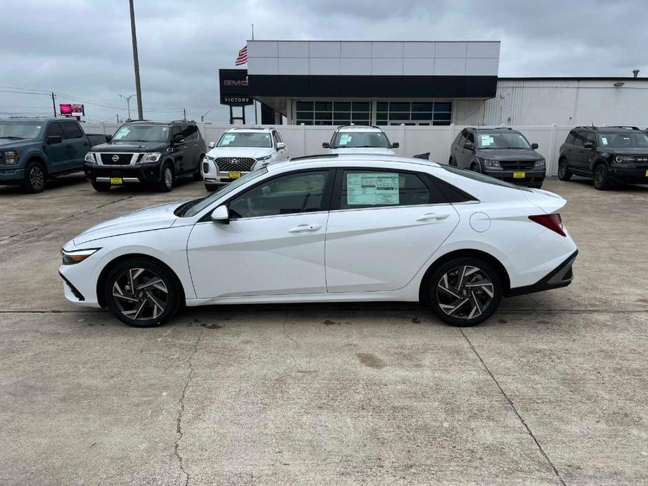 new 2024 Hyundai Elantra car, priced at $22,490