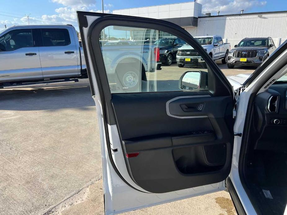 new 2024 Ford Bronco Sport car, priced at $27,270