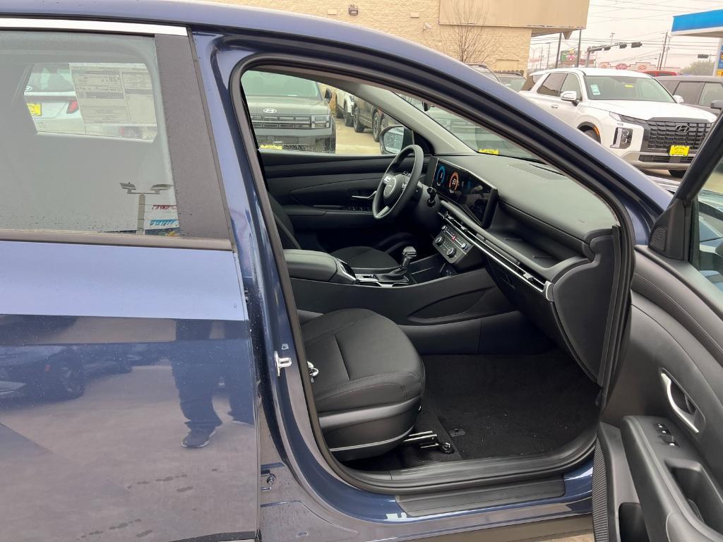 new 2025 Hyundai Tucson car, priced at $28,199