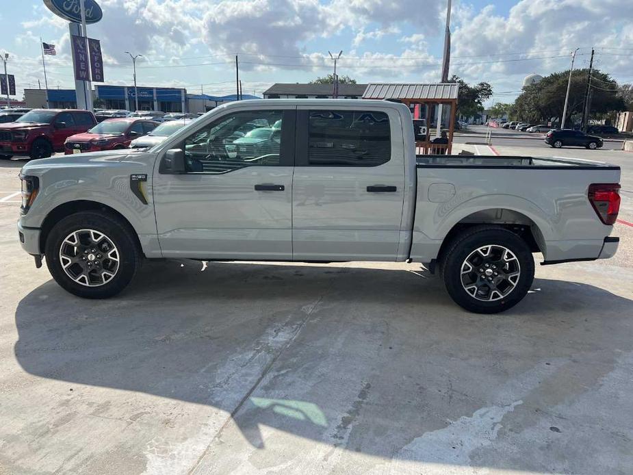 new 2024 Ford F-150 car, priced at $39,330