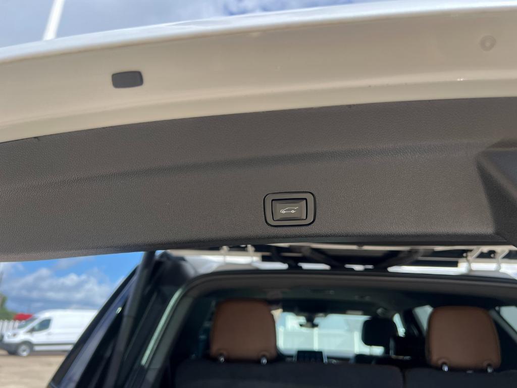 used 2021 Chevrolet Tahoe car, priced at $48,987