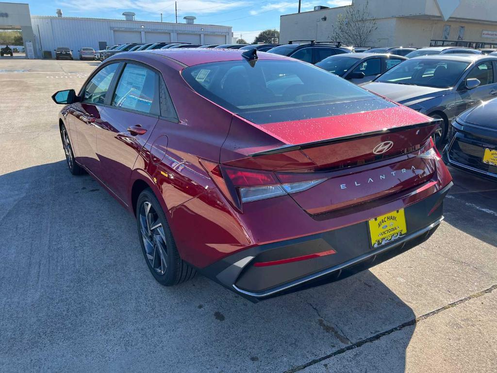 new 2025 Hyundai Elantra car, priced at $25,105