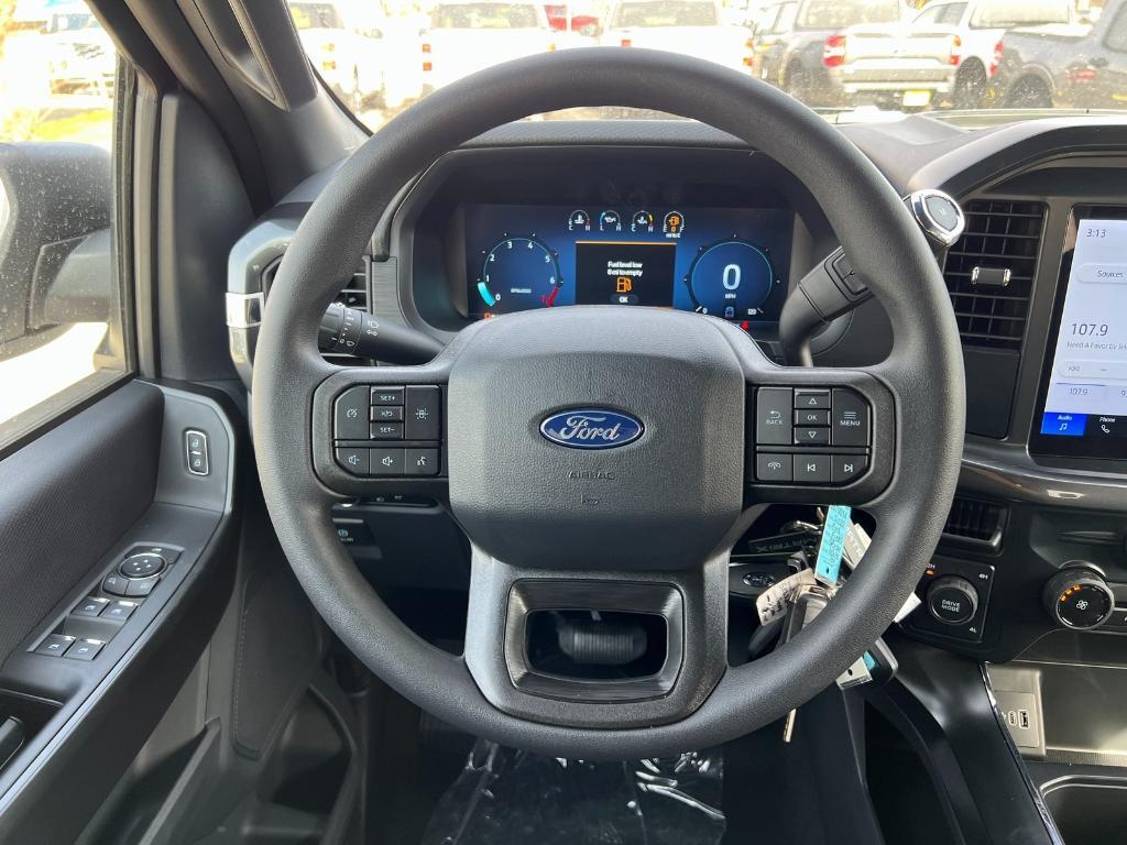 new 2025 Ford F-150 car, priced at $50,660