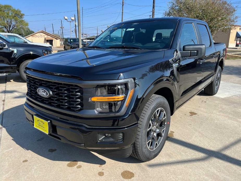 new 2024 Ford F-150 car, priced at $38,330