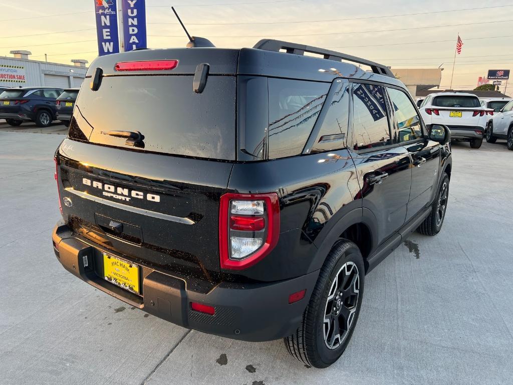new 2025 Ford Bronco Sport car, priced at $35,685