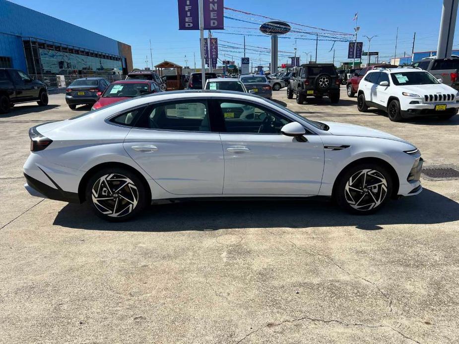 new 2024 Hyundai Sonata car, priced at $32,600