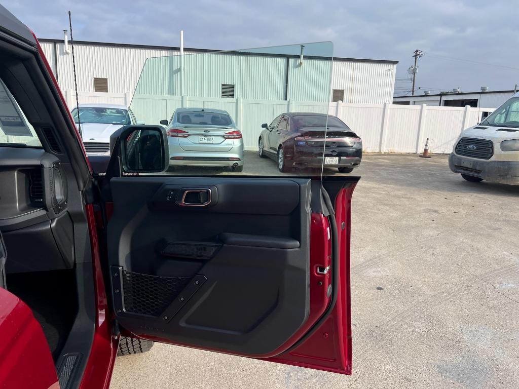 new 2025 Ford Bronco car, priced at $42,960