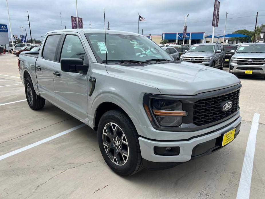 new 2024 Ford F-150 car, priced at $38,330