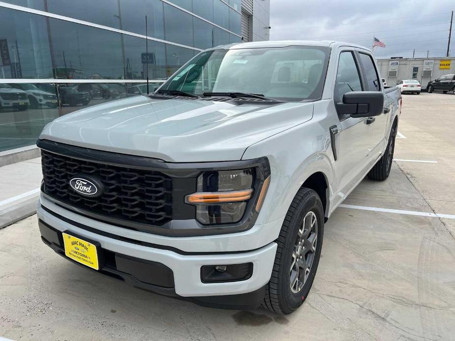 new 2024 Ford F-150 car, priced at $38,330