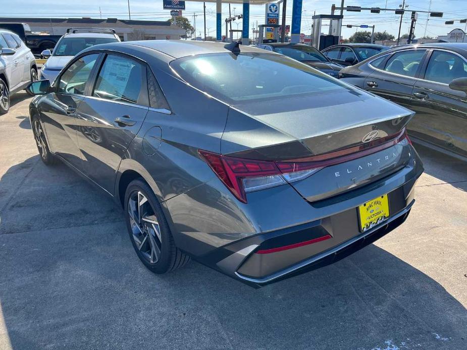 new 2025 Hyundai Elantra car, priced at $27,215