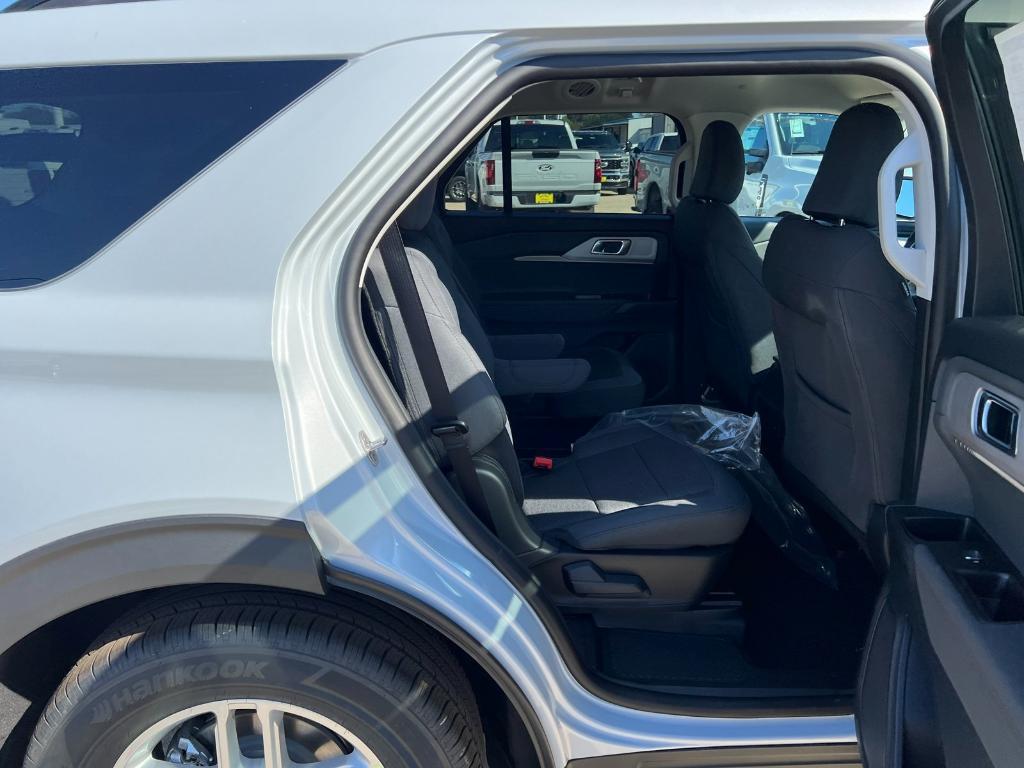 new 2026 Ford Explorer car, priced at $42,280