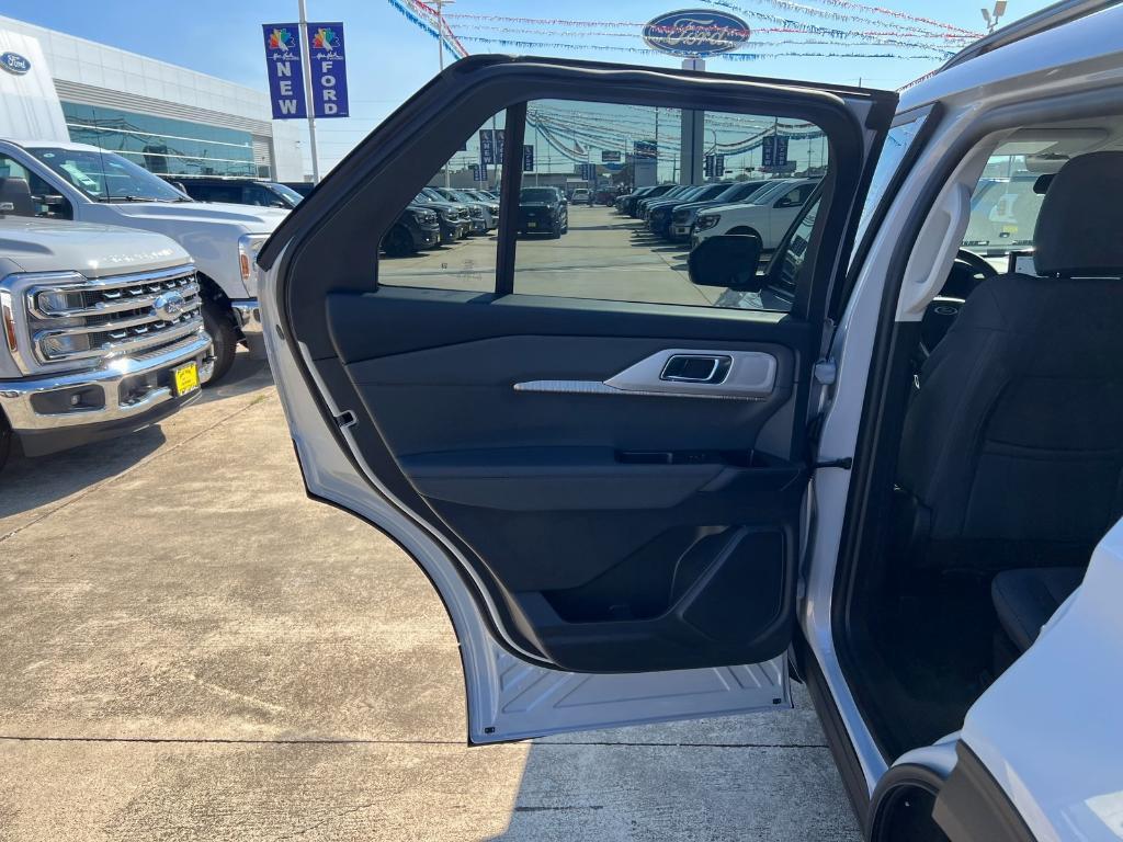 new 2026 Ford Explorer car, priced at $42,280