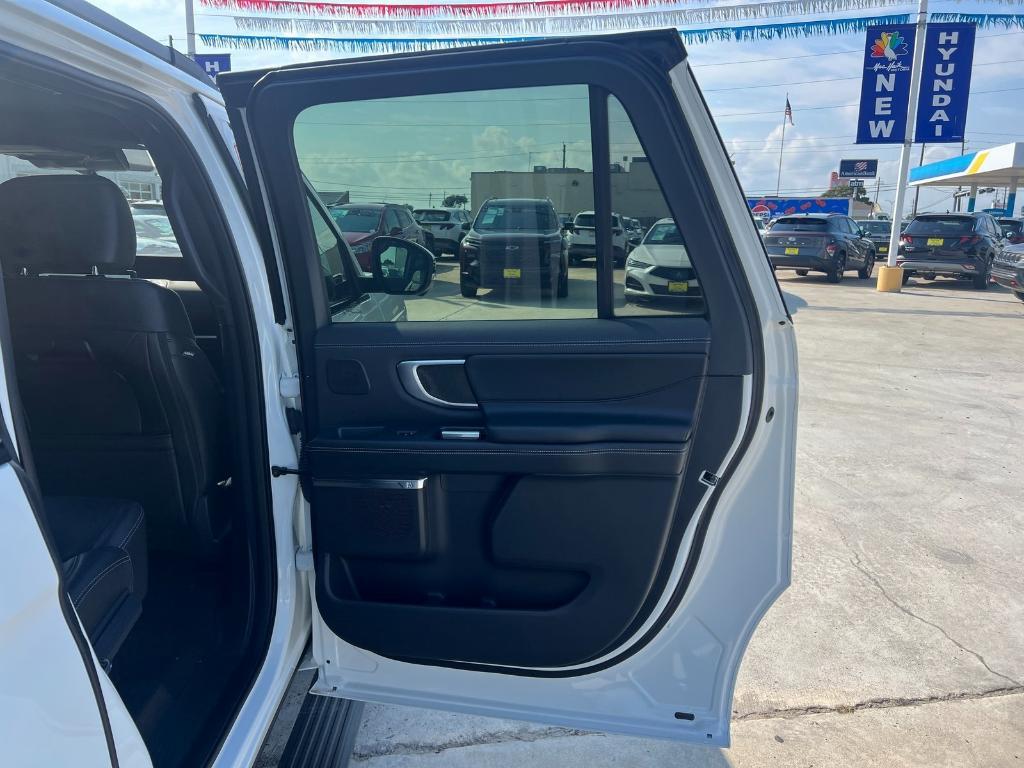 new 2025 Ford Expedition Max car, priced at $83,965