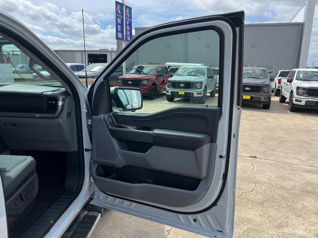 new 2025 Ford F-150 car, priced at $54,685